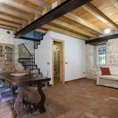 Charming In With Private Pool Pozzallo