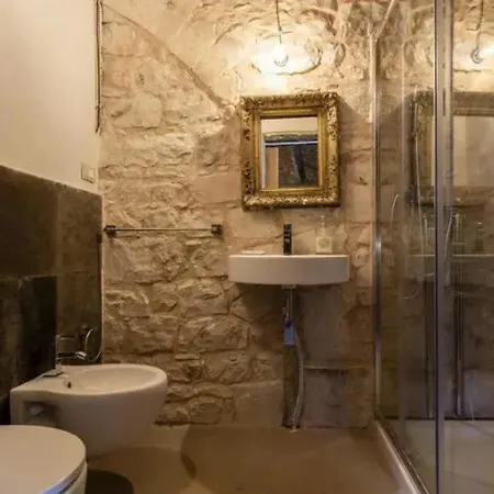 Charming In With Private Pool Villa