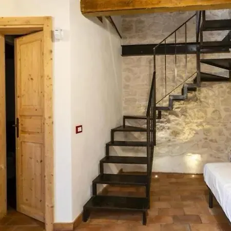 Charming In With Private Pool Vila