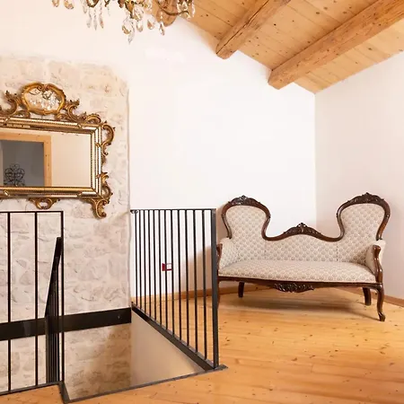 Villa Charming In With Private Pool